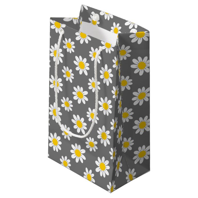 White Yellow Daisies Kleine Geschenktüte (Vorderseite Schrägansicht)