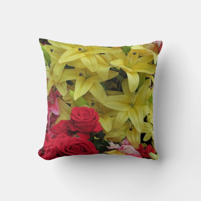 white + yellow, green + purple, flower + blossom kissen (Vorderseite)