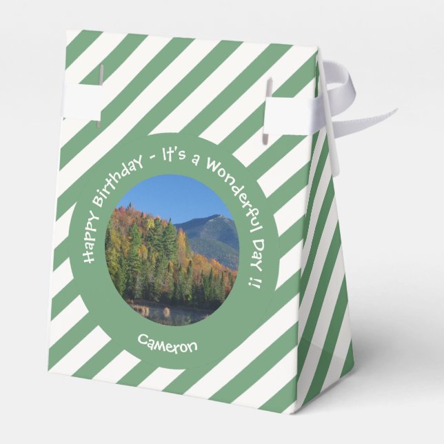 Whiteface Mountain, Autumn Party Items von Adirond Geschenkschachtel (Rückseite)