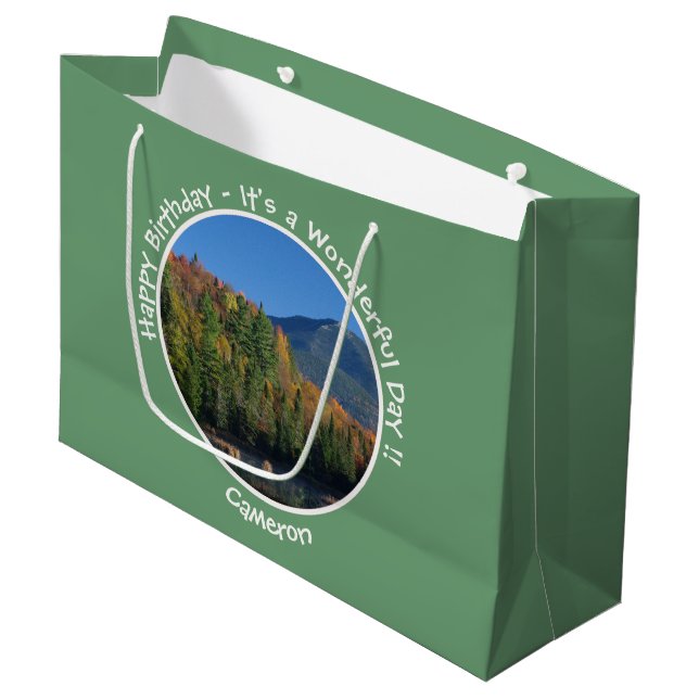 Whiteface Mountain, Autumn Party Items von Adirond Große Geschenktüte (Vorderseite Schrägansicht)