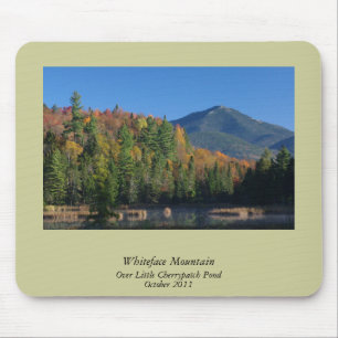 Whiteface Mountain über dem kleinen Cherrypatch Po Mousepad