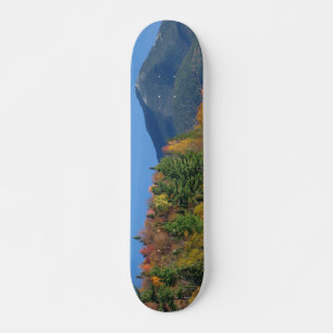 Whiteface Mountain über dem kleinen Cherrypatch Po Skateboard