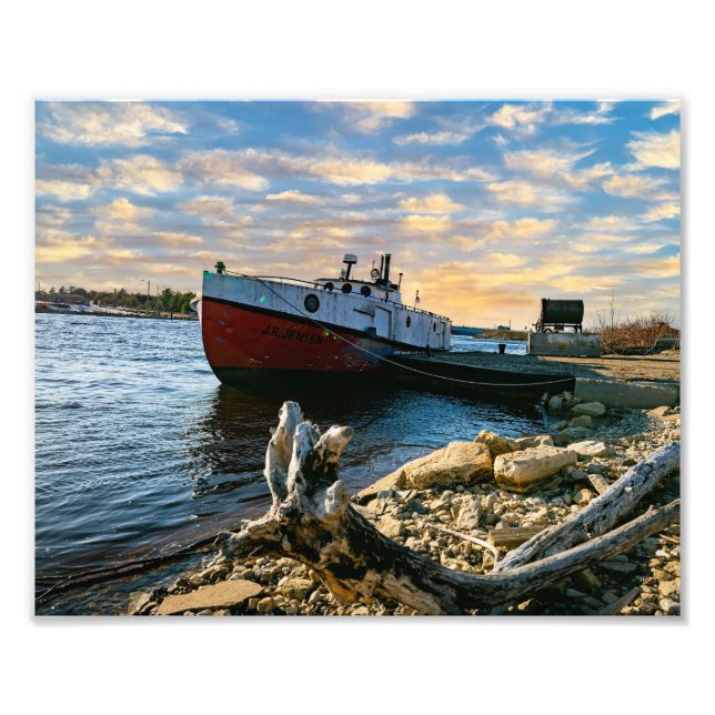 Whitefish Boat Along Lake Michigan Fotodruck (Vorne)