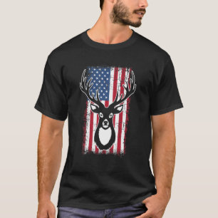 Whitetail Big Bucks Deer Junting USA Flag T-Shirt