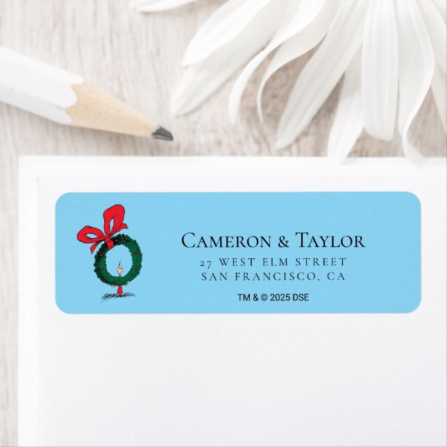 Who Peeking Through Christmas Wreath (Insitu)