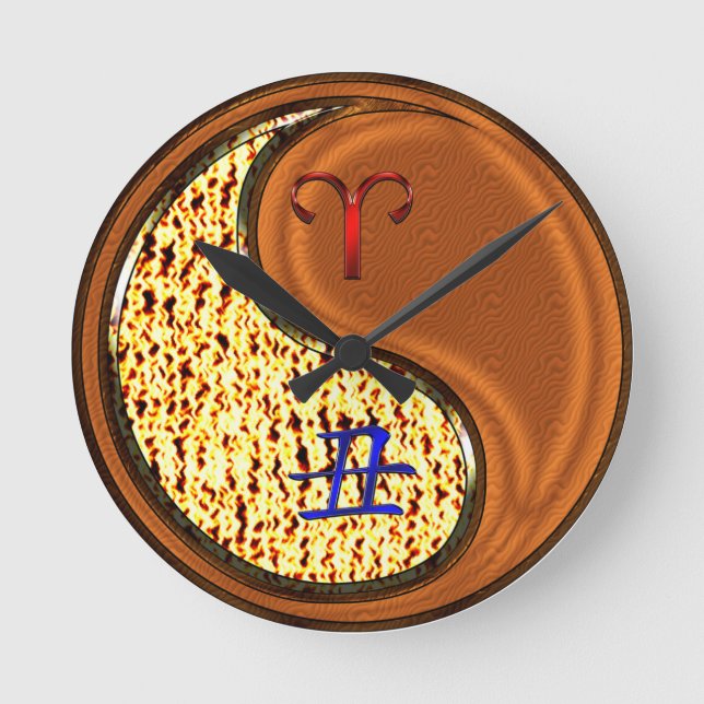 Widder & Holz Ochse Runde Wanduhr (Vorderseite)