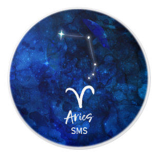 Widder-Sternbild Blaue Galaxie Monogramm Keramikknauf
