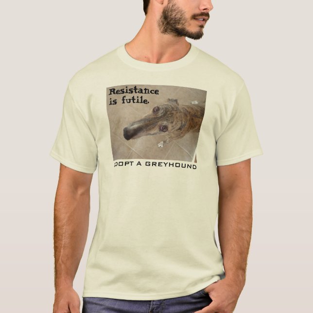 Widerstand ist vergeblich. (V. 2 für helles Kleid) T-Shirt (Vorderseite)