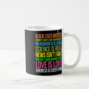 Widerstehe-Shirt Freundlichkeit ist alles Schwarze Kaffeetasse