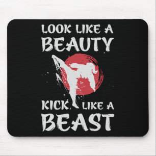Wie ein schöner Kick wie ein bester, lustiger Kara Mousepad