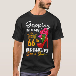 Wie eine Königin für 66 Jahre in meinen 66. Geburt T-Shirt