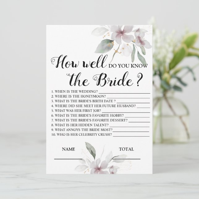 Wie gut kennen Sie das Bride Pink Bridal Game In? Einladung (Stehend Vorderseite)