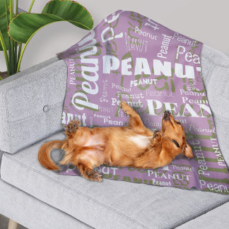 Wiederholtes Muster für Pet Name Muster Lilac Whit Fleecedecke