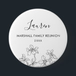 Wiedersehen Name-Tag der Familie, Blumenmuster Button<br><div class="desc">Diese niedlichen Abzeichen sind die perfekte Namensmarke für Ihre Wiedersehen und machen nach der Veranstaltung auch tolle Souvenirs.</div>