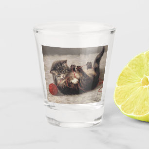 Wiegenlied der Katze, Eine Katze spielt mit einem  Schnapsglas
