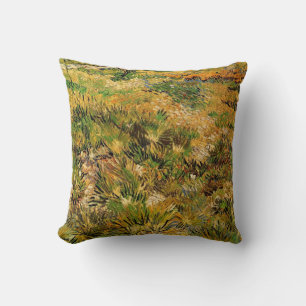 Wiese im Saint-Paul-Hospital von Vincent van Gogh Kissen