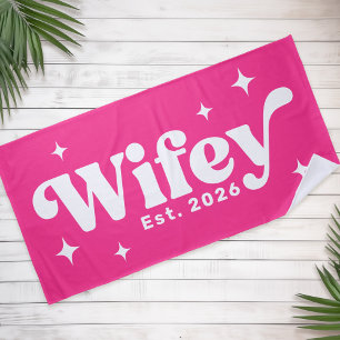 Wifey Est Jahr oder Name Retro-Schriftart in belie Strandtuch