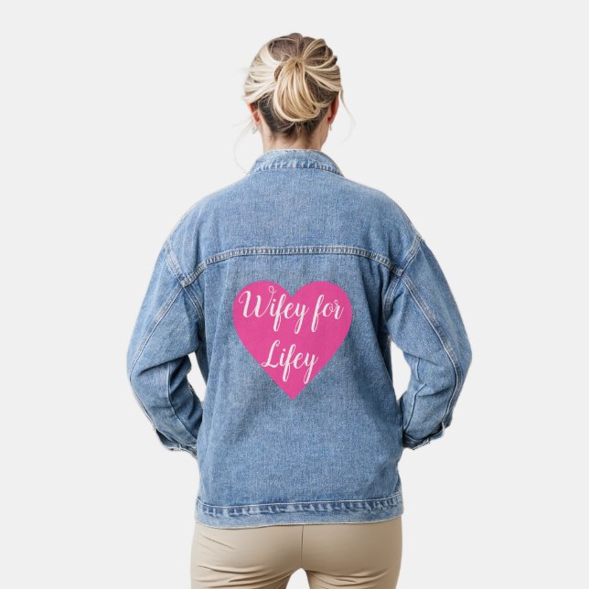 Wifey für Lifey in rosa Herz Denim Jacket Jeansjacke (Modell)