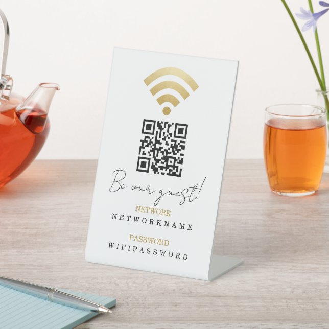 WiFi-Kennwort und Personalisiertes Netzwerk Sockelschild (In SItu)