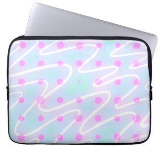 Wiggle Linien blau und magenta Punkte Laptopschutzhülle