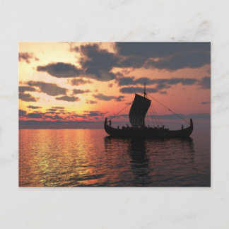 Wikinglongship bei Sonnenuntergang Postkarte