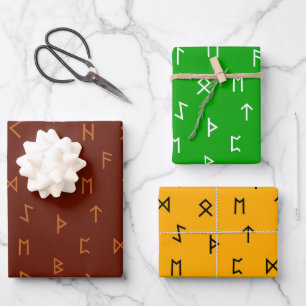Wikingrunnen auf braun, gelb, grünem Hintergrund Geschenkpapier Set