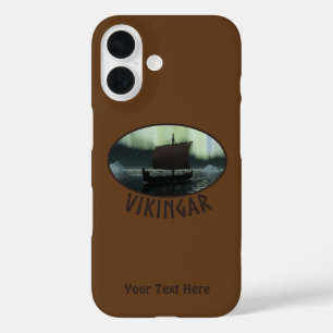 Wikingschiff unter Nordlicht iPhone 16 Hülle