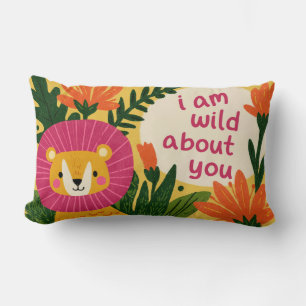 Wild About You Süße Löwen-Illustration Valentinsta Lendenkissen