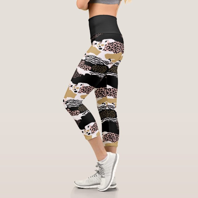 Wild Animal Print Capri Leggings (Links)