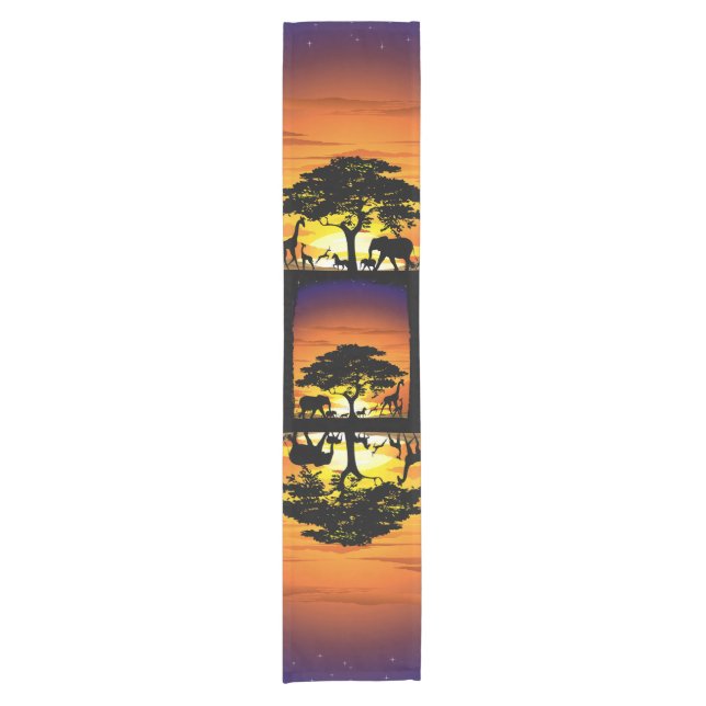 Wild Animals on African Savanna Sunset Kurzer Tischläufer (Vorderseite)