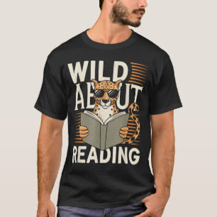 Wild auf das Lesen von Büchern Leser Liebhaber Bib T-Shirt