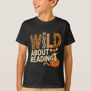 Wild auf das Lesen von Büchern Leser Liebhaber Bib T-Shirt