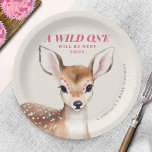 Wild eine rosa Gepunktete Hirschdusche Pappteller<br><div class="desc">Wild eine Rock'n'Roll inspiriert Woodland Babydusche Thema mit Baby-Hirsche mit rosa Flecken.</div>