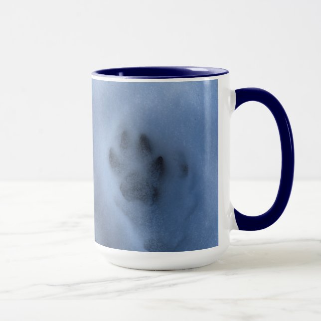Wild grauer Wolf Paw Print im Winterschnee Tasse (Rechts)