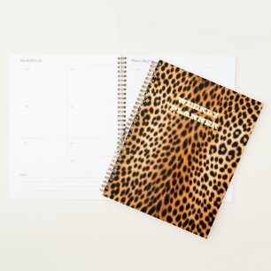 Wild Leopard Energy – Kühne Tierprint-Mode Planer