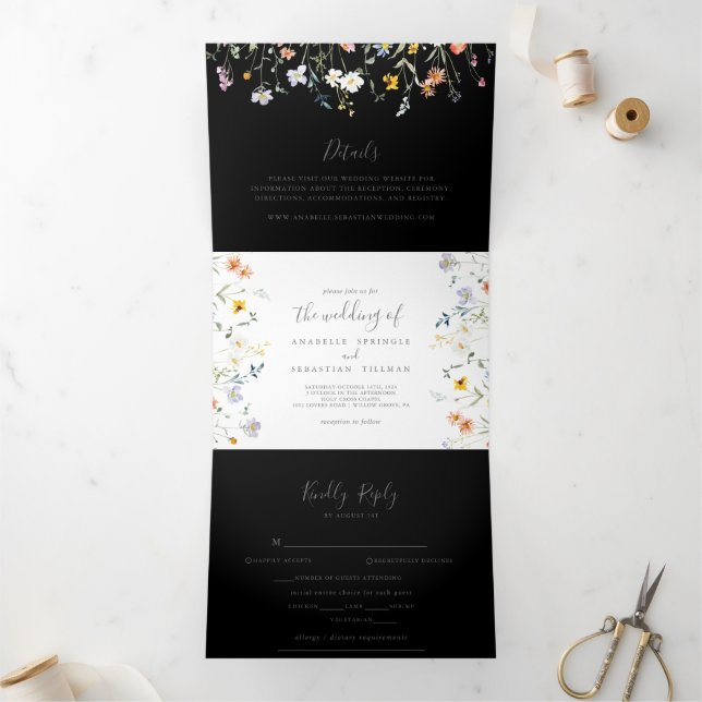 Wild Multicolor Floral Black Wedding Dreifach Gefaltete Einladung (Innenseite)