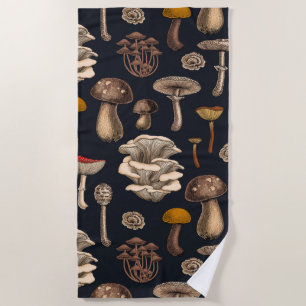 Wild Mushrooms on Grafit Strandtuch