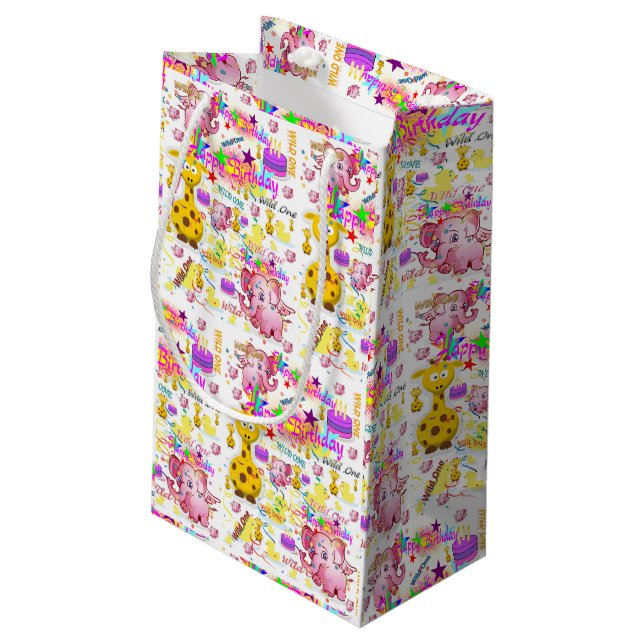 Wild One First Birthday Geschenktasche Kleine Geschenktüte (Rückseite Schrägansicht)