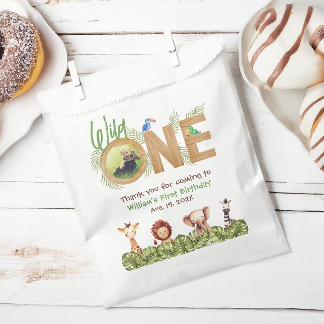 Wild One Safari Erster Geburtstag Foto Holztiere Geschenktütchen (Von Creator hochgeladen)