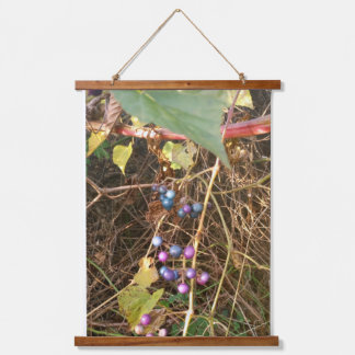 Wild Porcelain Berry Vine In Nature Tapestry  Wandteppich Mit Holzrahmen