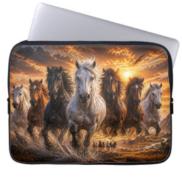 Wild Spirit Stampede – Majestätische laufende Pfer Laptopschutzhülle