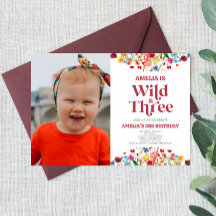 Wild und drei Wildblumen Drittes Geburtstagsjahr P