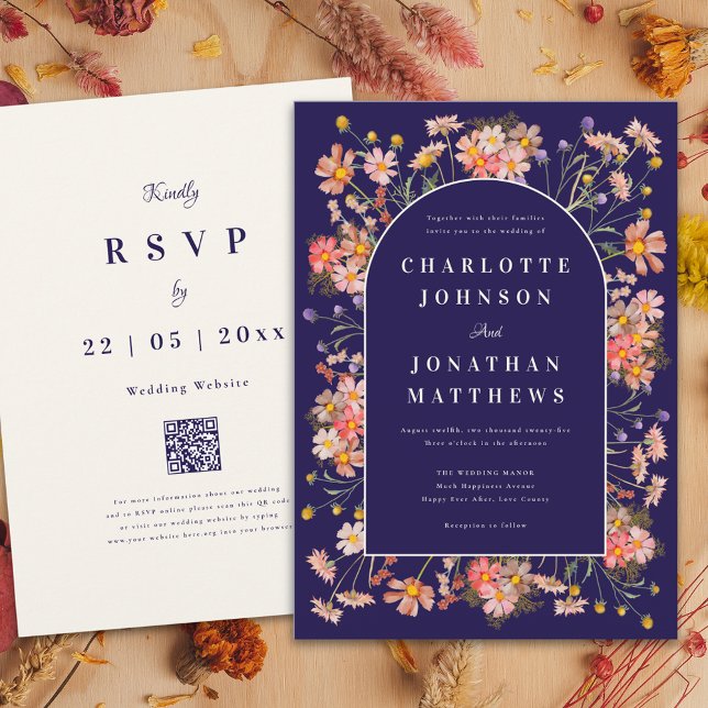 Wildblume Arch Navy Terracotta Hochzeit im Herbst Einladung (Elegant wildflower arch navy blue terracotta burnt orange peach fall wedding invitation With QR code)