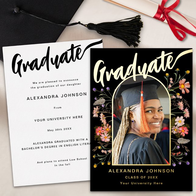 Wildblume Boho Chic Graduate Foto Script Gold Folieneinladung (Boho floral graduate photo arch elegant gold foil script black graduation announcement card)