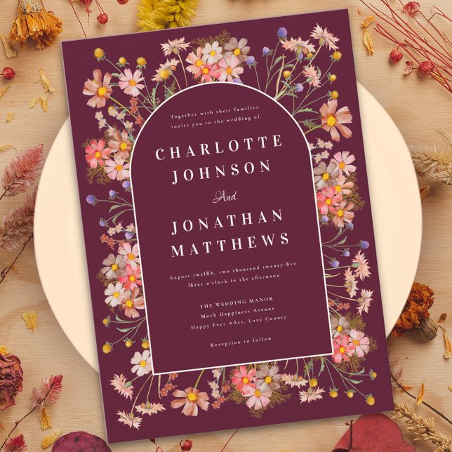Wildblume Burgundy Burnt Orange Hochzeit im Herbst Einladung (Wildflower arch elegant script burgundy terracotta burnt orange fall wedding invitation )