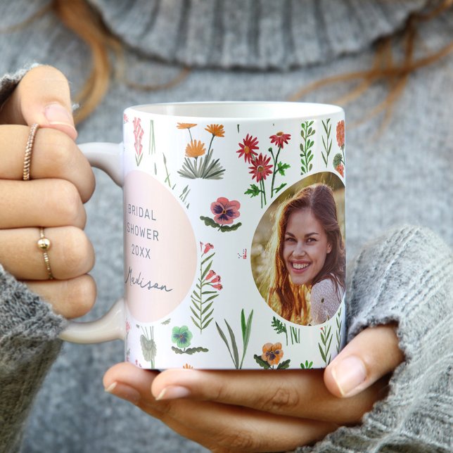 Wildblume Girl Brautparty Foto Kaffeetasse (Wildflower Girl Bridal Shower Photo Coffee Mug)