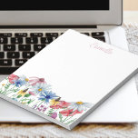 Wildblume Hübsch Personalisiert Notizblock<br><div class="desc">Hübsche Wildblume Notizblock,  um mit Ihrem Namen zu personalisieren. Die Aquarellblüte grenzt an wilde Blume,  darunter Mohn,  Daisy,  Pflaster und Maisblume,  mit handgeschriebener Typografie.</div>