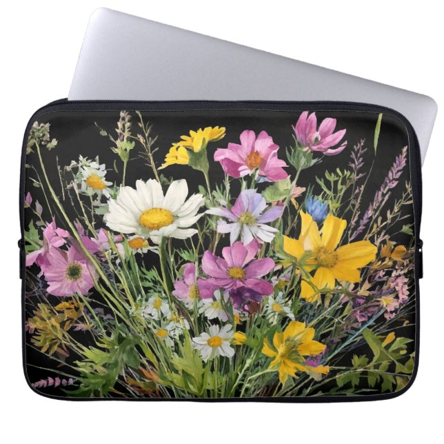 Wildblume in Aquarellfarbe auf schwarzem Hintergru Laptopschutzhülle (Vorderseite)