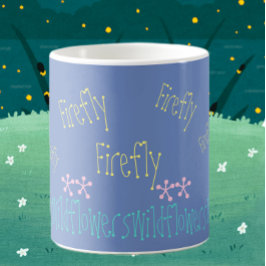 Wildblume und glänzender lila Abend Kaffeetasse