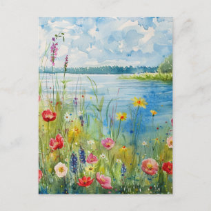 Wildblumen an einem See Postkarte